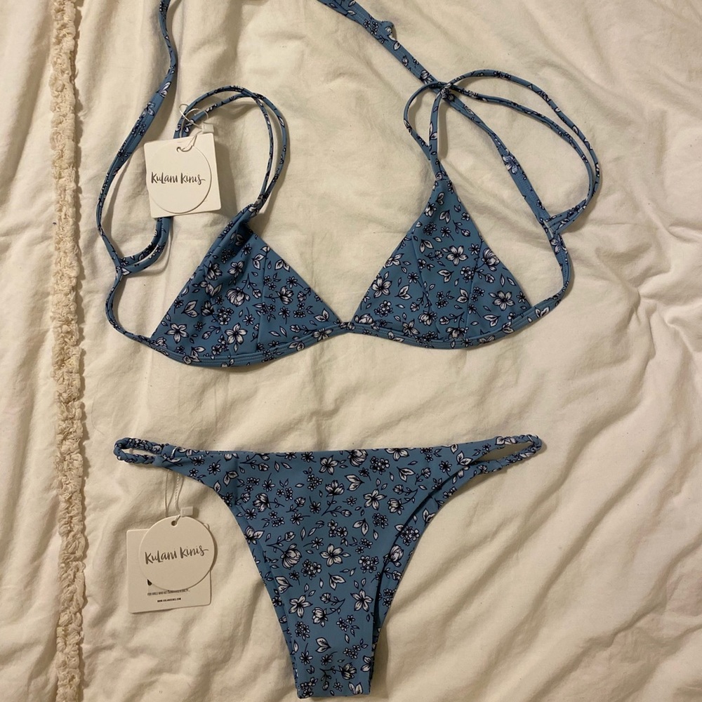 Kulani kini - bikini top and bottom!